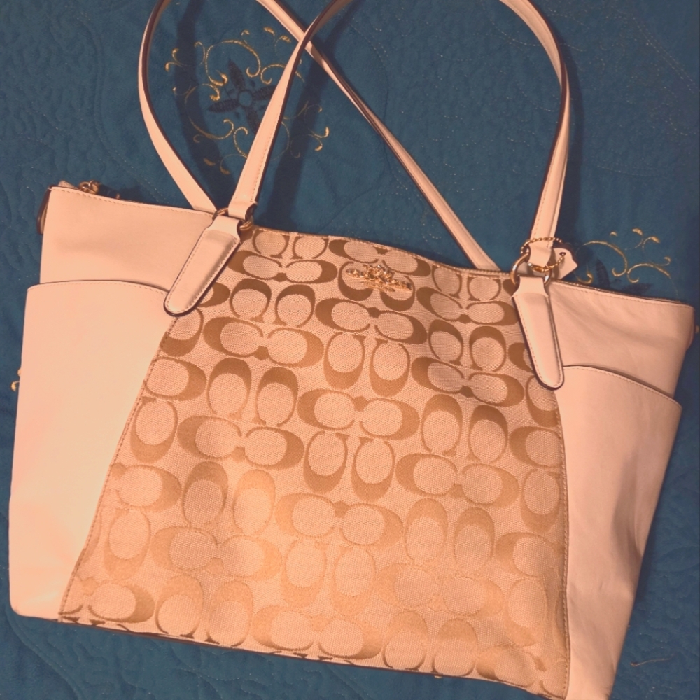 Coach Beige and Cream Shoulder Bag